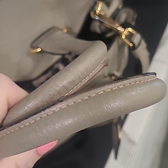 Authentic PRADA Jumbo - Picture 10 of 17